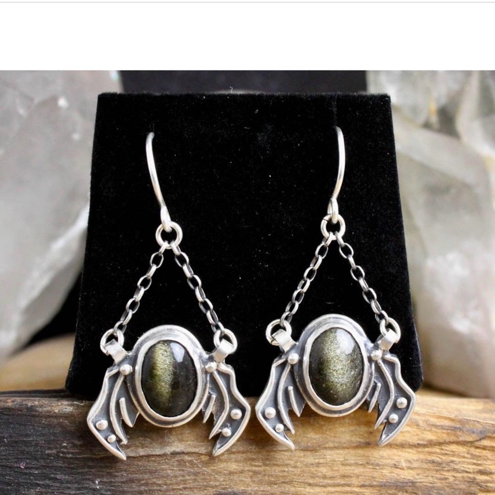 Acid Queen Winged Prophetess Earrings - Picture 6 of 9